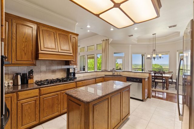 310 The Hills RD, Horseshoe Bay, TX 78657