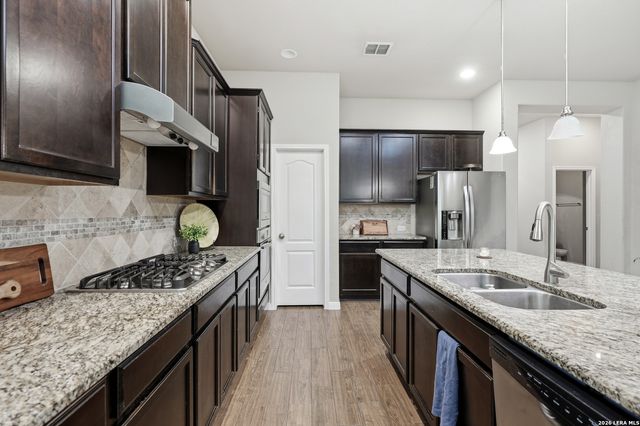 21106 Capri Oaks, San Antonio, TX 78259