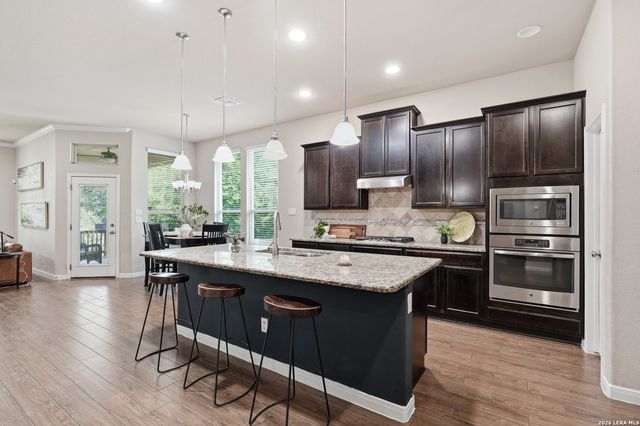 21106 Capri Oaks, San Antonio, TX 78259