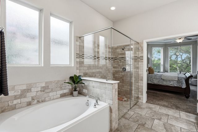 21106 Capri Oaks, San Antonio, TX 78259