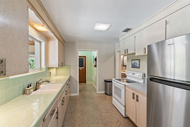 440 Jupiter Lane, Juno Beach, FL 33408