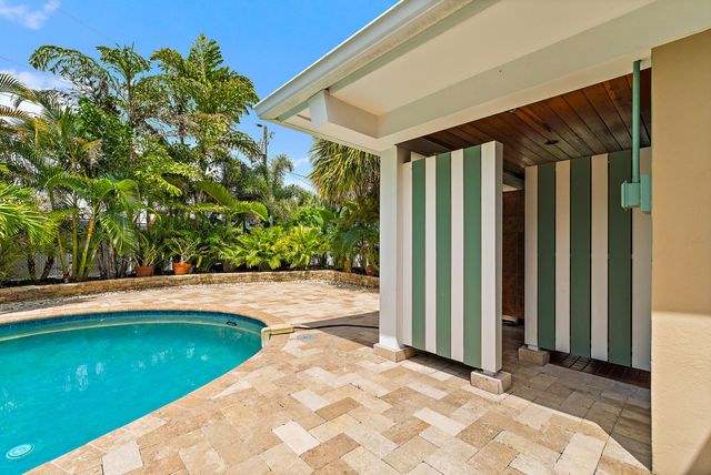 440 Jupiter Lane, Juno Beach, FL 33408