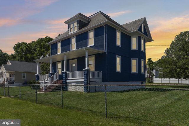 3914 PINEWOOD AVE, Baltimore, MD 21206