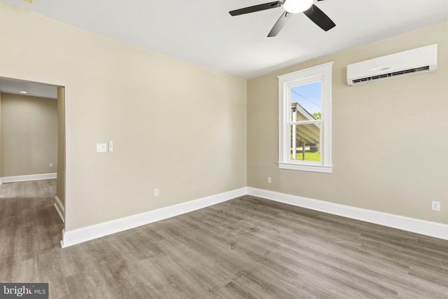3914 PINEWOOD AVE, Baltimore, MD 21206