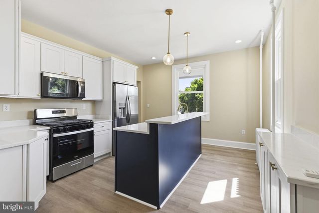 3914 PINEWOOD AVE, Baltimore, MD 21206