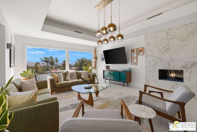 775 W Racquet Club Road, Palm Springs, CA 92262