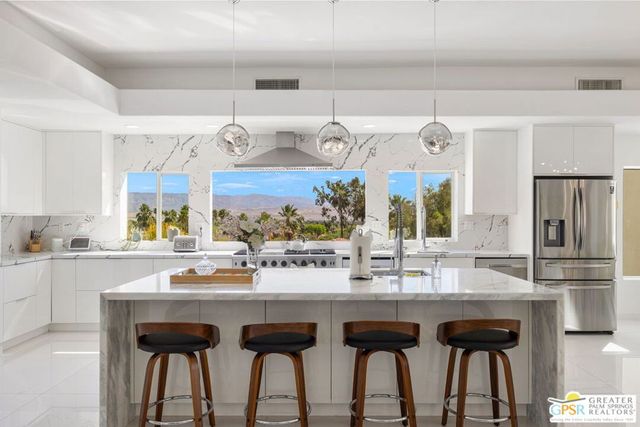 775 W Racquet Club Road, Palm Springs, CA 92262