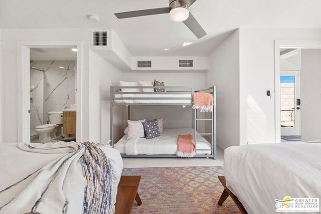 775 W Racquet Club Road, Palm Springs, CA 92262