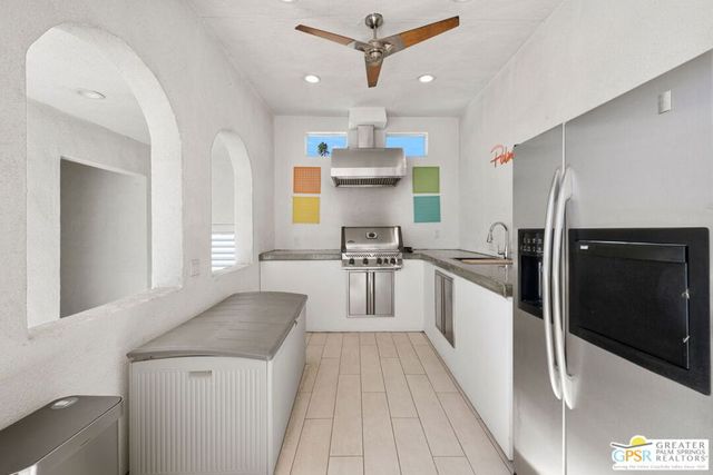 775 W Racquet Club Road, Palm Springs, CA 92262