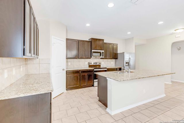 5614 Medina Farm, San Antonio, TX 78222