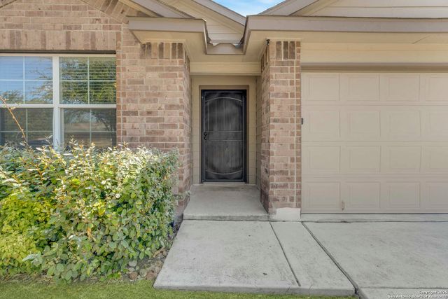 5614 Medina Farm, San Antonio, TX 78222