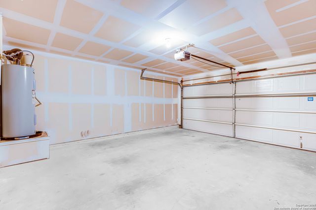 5614 Medina Farm, San Antonio, TX 78222