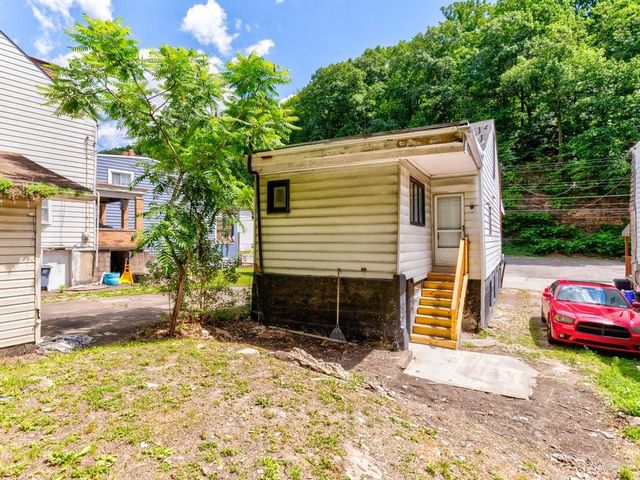 3326 Spring Garden Rd, Reserve, PA 15212