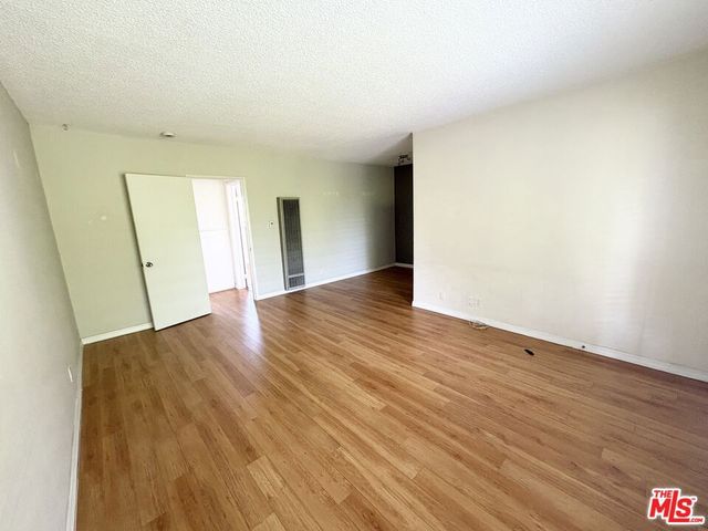 534 Santa Clara Avenue 5, Venice, CA 90291