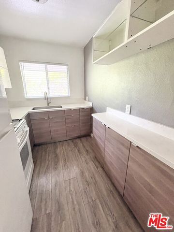 534 Santa Clara Avenue 5, Venice, CA 90291