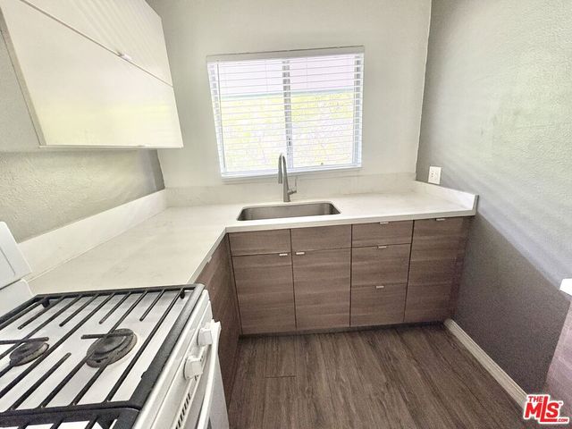 534 Santa Clara Avenue 5, Venice, CA 90291