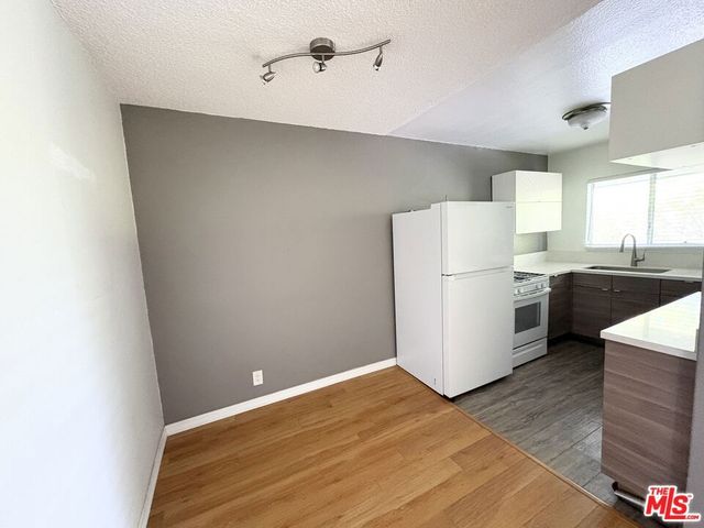 534 Santa Clara Avenue 5, Venice, CA 90291