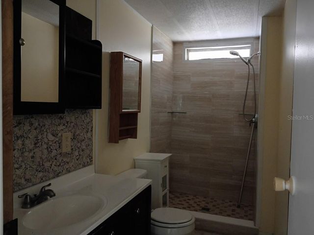 10411 RATELL AVENUE, Gibsonton, FL 33534