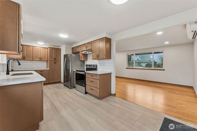 2009 216th Street Ct E, Spanaway, WA 98387