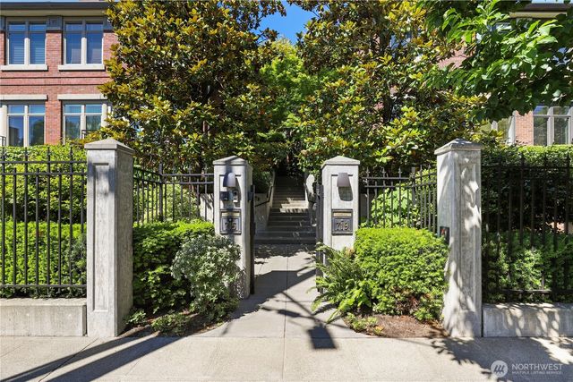 719 Harvard Avenue E, Seattle, WA 98102