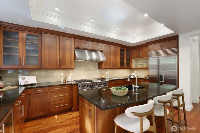 719 Harvard Avenue E, Seattle, WA 98102