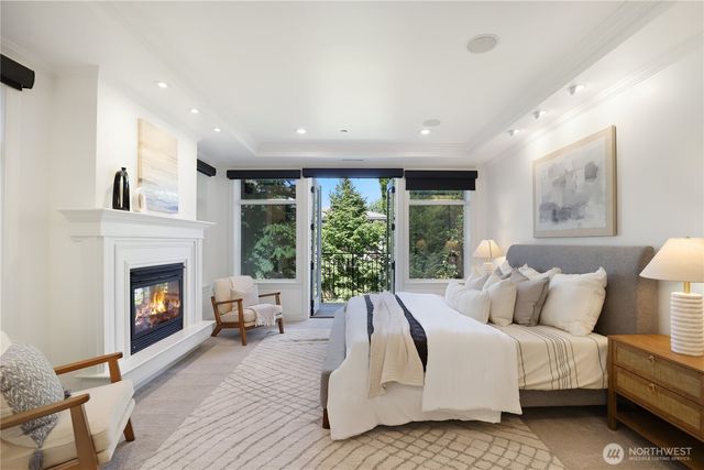 719 Harvard Avenue E, Seattle, WA 98102