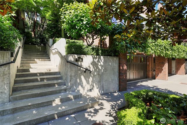 719 Harvard Avenue E, Seattle, WA 98102