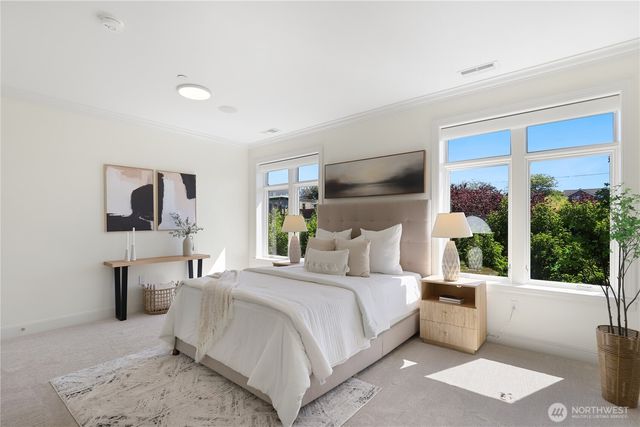 719 Harvard Avenue E, Seattle, WA 98102