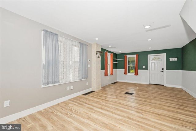 614 MARYLAND AVE, Hagerstown, MD 21740