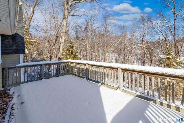 17 Stage Road, Brookfield, CT 06804