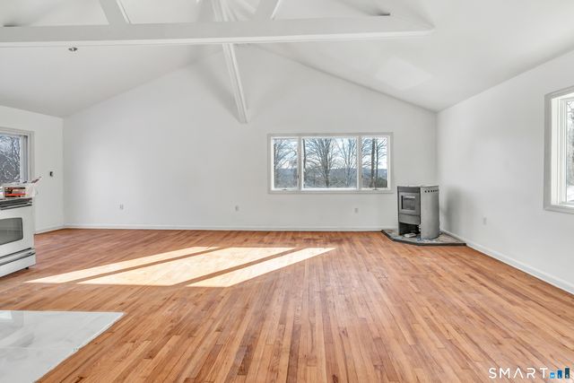 17 Stage Road, Brookfield, CT 06804