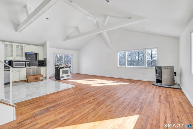 17 Stage Road, Brookfield, CT 06804