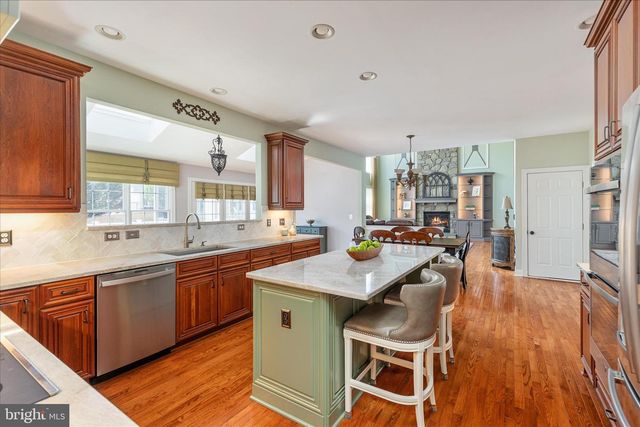 5393 EMMYS MILL CT, Haymarket, VA 20169