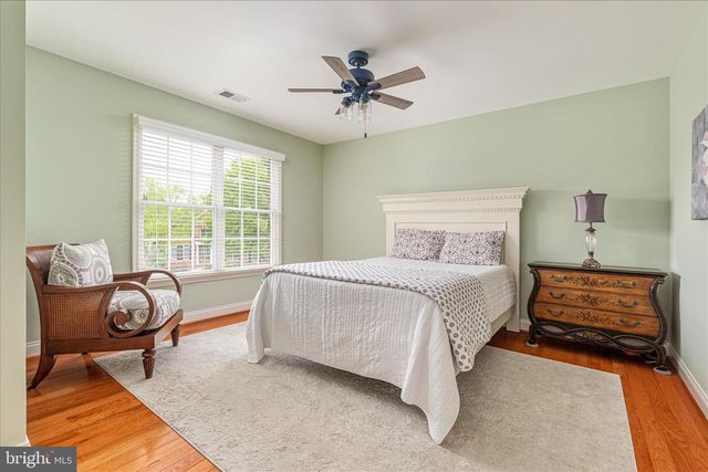 5393 EMMYS MILL CT, Haymarket, VA 20169