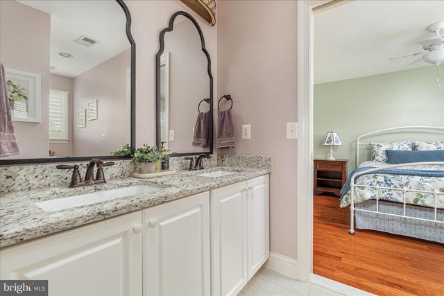 5393 EMMYS MILL CT, Haymarket, VA 20169