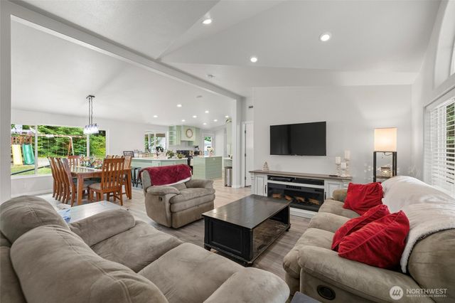 3120 Huddle Road, Sedro Woolley, WA 98284