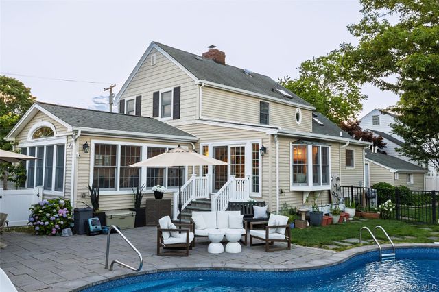152 Bay Drive, Massapequa, NY 11758