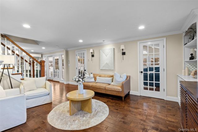 152 Bay Drive, Massapequa, NY 11758