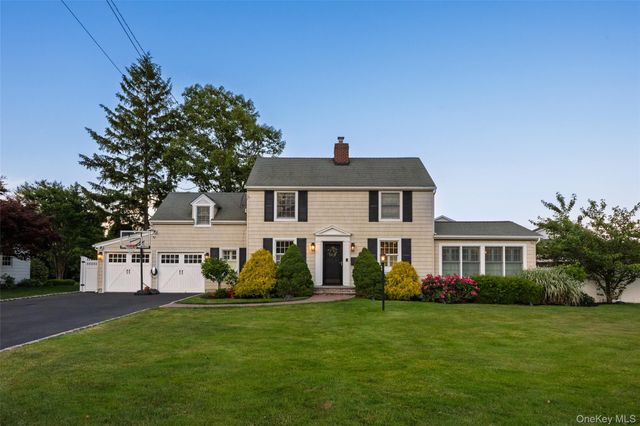 152 Bay Drive, Massapequa, NY 11758