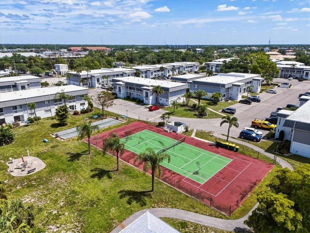 Image 25 of property listing at 22375 EDGEWATER DRIVE 256, Punta Gorda, FL 33980