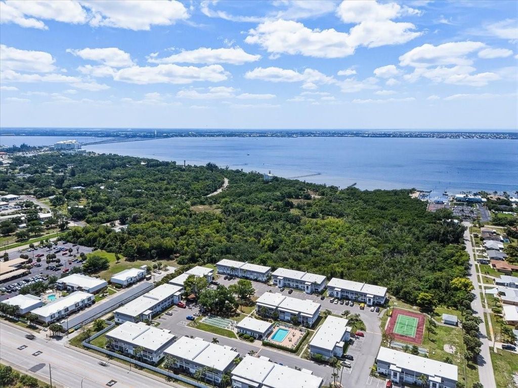 Image 26 of property listing at 22375 EDGEWATER DRIVE 256, Punta Gorda, FL 33980