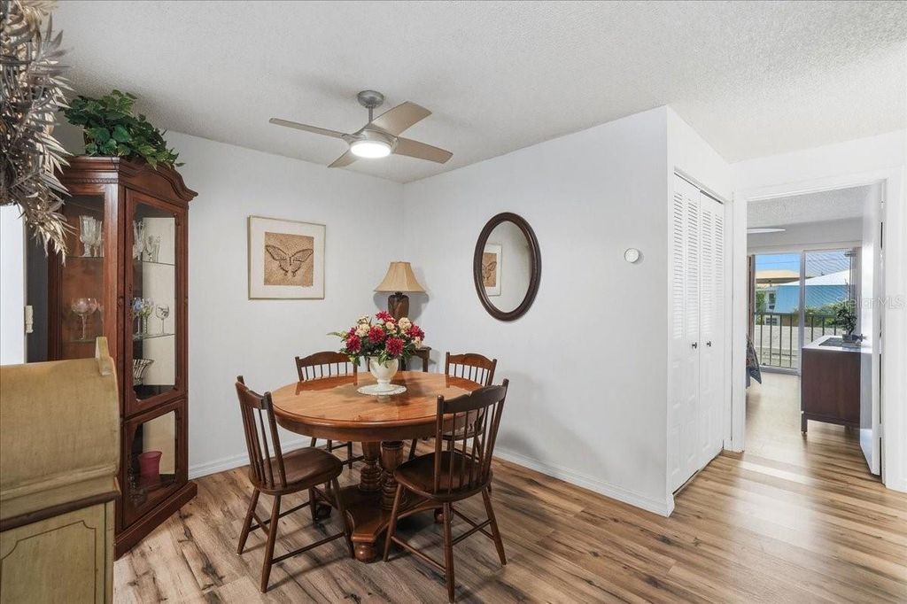 Image 8 of property listing at 22375 EDGEWATER DRIVE 256, Punta Gorda, FL 33980