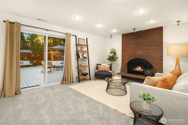 3410 NE 202nd Street, Lake Forest Park, WA 98155