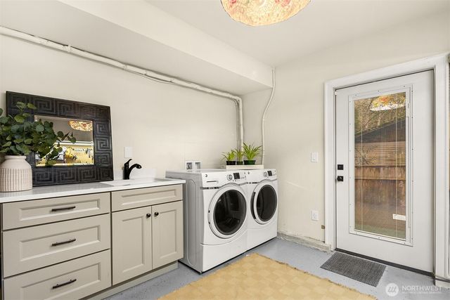 3410 NE 202nd Street, Lake Forest Park, WA 98155