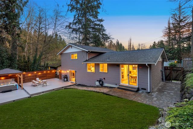 3410 NE 202nd Street, Lake Forest Park, WA 98155