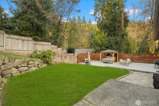 3410 NE 202nd Street, Lake Forest Park, WA 98155