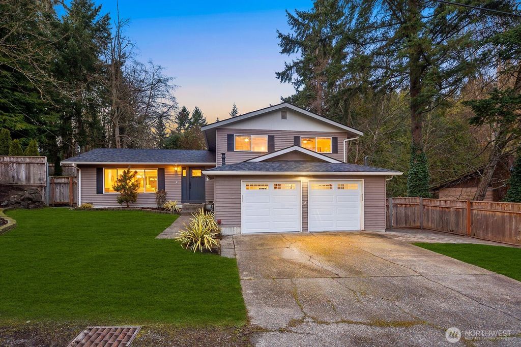 3410 NE 202nd Street, Lake Forest Park, WA 98155