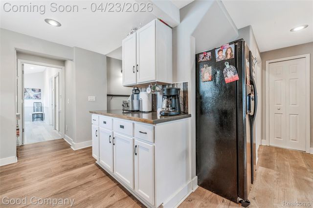 22000 Fresard Street, St. Clair Shores, MI 48080