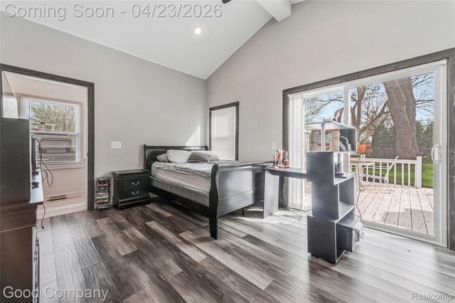 22000 Fresard Street, St. Clair Shores, MI 48080