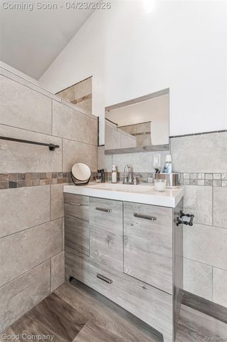 22000 Fresard Street, St. Clair Shores, MI 48080